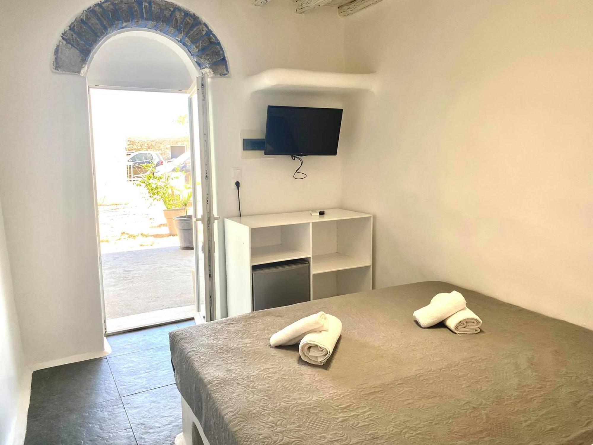 Mykonos Vibes Airport Studios And Apartments Mykonos Town Экстерьер фото