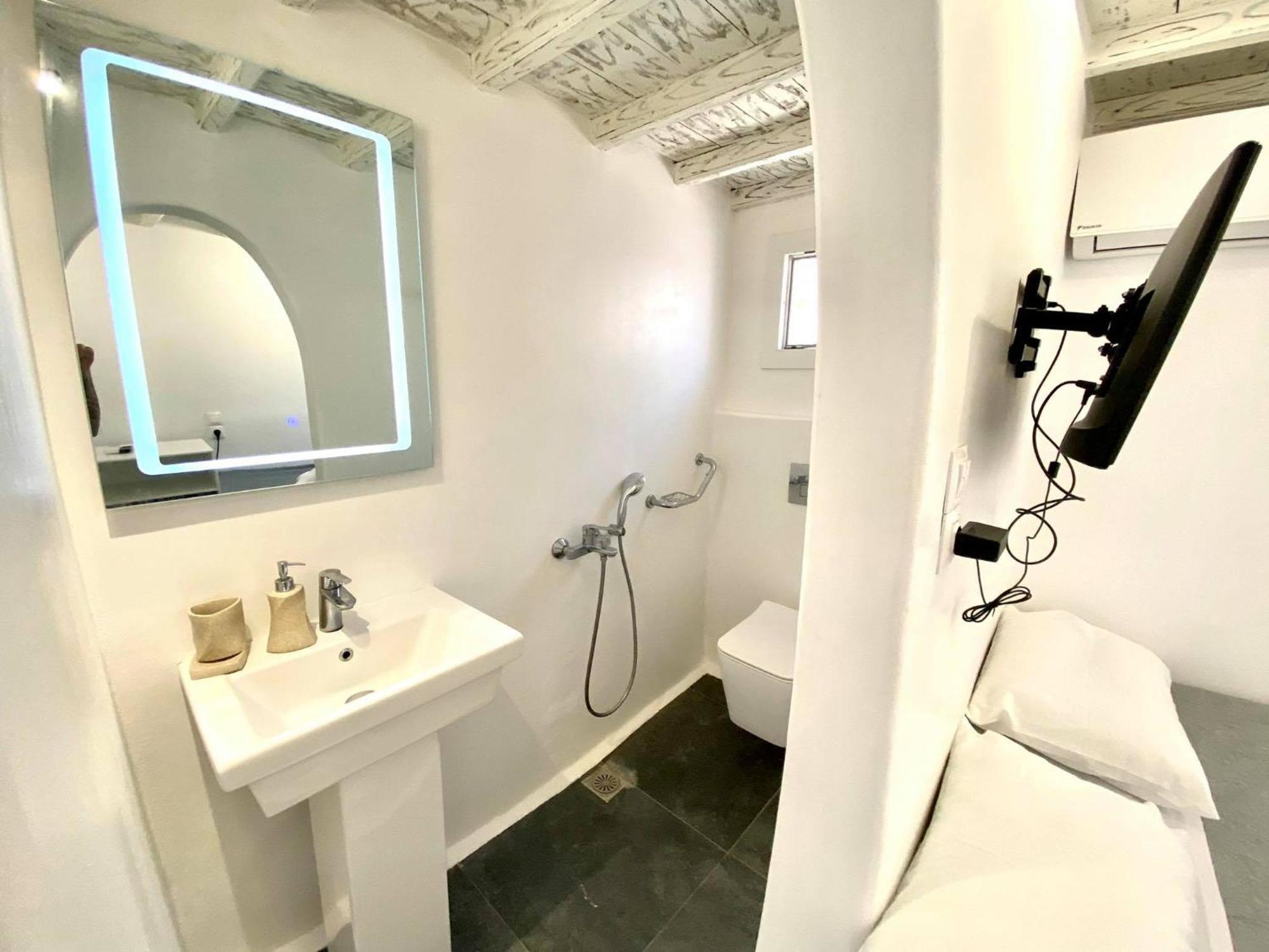 Mykonos Vibes Airport Studios And Apartments Mykonos Town Экстерьер фото