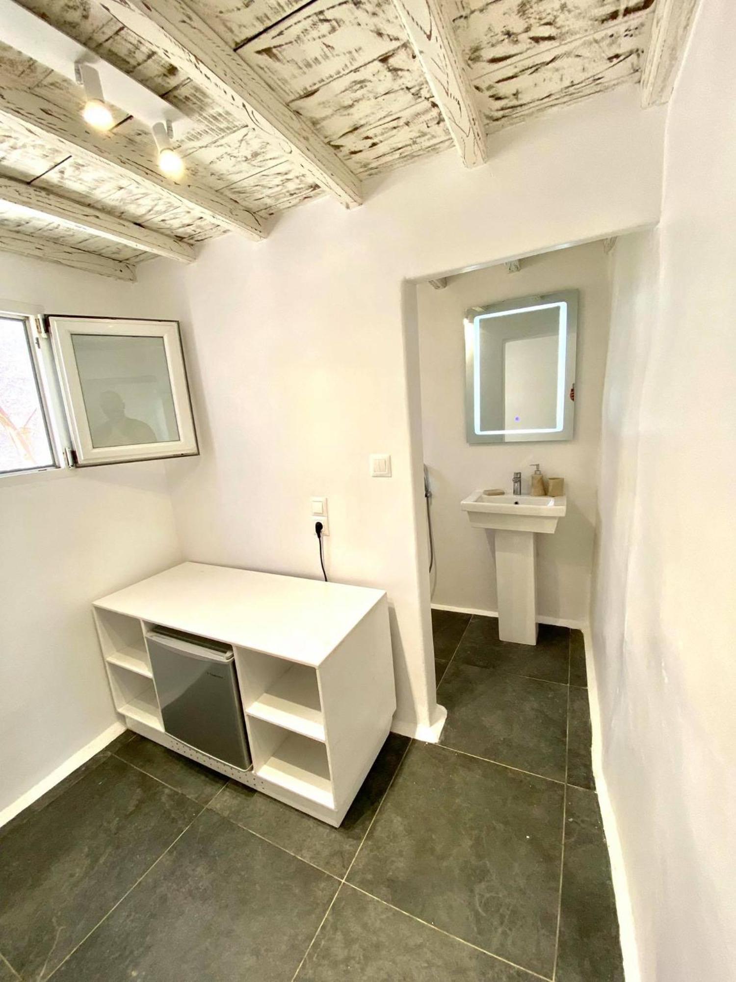 Mykonos Vibes Airport Studios And Apartments Mykonos Town Экстерьер фото